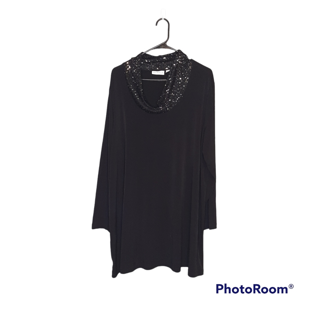 2x black blouse